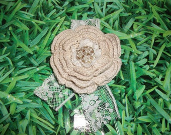 retro hair clip or brooch