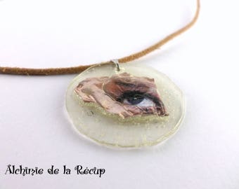 Necklace made of recycled CD/DVD 3rd eye