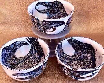 Jumbo Raven Yarn Bowl with 3 Holes, Spiral Yarn Channel & Ravens Inside and Outside
