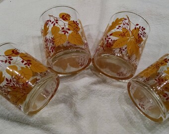 Vintage glassware / 4 Swanky Swigs / Retro Juice glasses / Gold Autumn Leaf Design / Photo Props