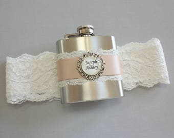 Wedding GARTER FLASK, Bridal Garter in Ivory & Blush Pink, Custom Flask Garter, Personalized Bridal Shower, Bachelorette or Bridesmaids Gift
