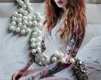 Rosary strand Ivory Pearl rhinestone feather skull pirate