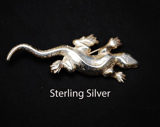 Sterling Lizard Brooch - Designer signed Lang - Silver Gecko - Figurine Pin