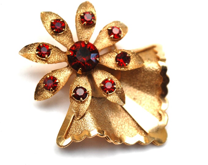 Flower Brooch - Red Rhinestone - gold floral pin - Mid Century - Atomic