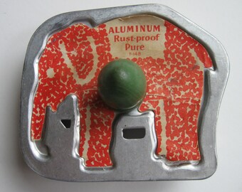 Vintage Elephant Cookie Cutter Green Wood Handle Original Label T-148