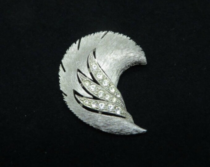 Rhinestone Leaf Brooch, Vintage Curved Leaf Pin, Signed J J Matte Silvertone Pin, Bridal Jewelry, Gift Idea