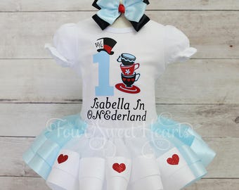 Alice In Wonderland Birthday Outfit, Alice In Wonderland Dress, Alice Costume, Onderland Outfit, Mad Hatter Outfit Girl, Tea Party Birthday