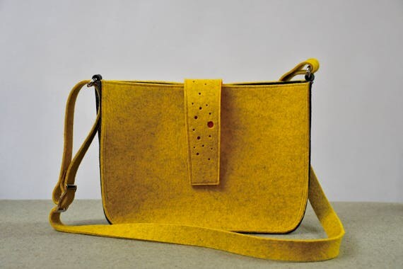 Little Mustard Seed Crossbody Bag (made to order), Felt Bag, Shoulder Bag, Wool Handbag, Felt Crossbody, Mustard BagModern Bag