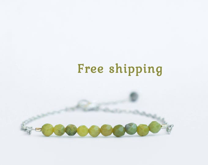 Green stone bracelet, Virgo bracelet, Virgo zodiac jewelry, Green beaded jewelry, August birthstone bracelet, Girls green bracelet