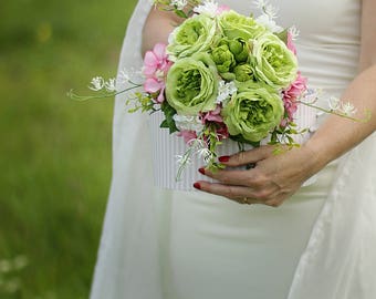 SALE 30% Wedding Bouquet, Bridal Bouquet, Wedding Brides Green Rose , Bridesmaid Green Pink Romantic Flowers, Garden Wedding Bouquet