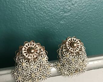 Retro Bridal Earrings. Large Flower Earrings. Big Vintage Earrings. Mid Century Earrings. Vintage Dangle Earrings. Retro White Earrings