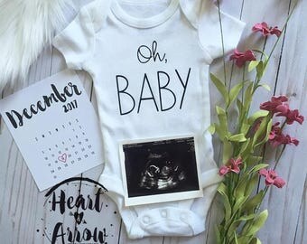 Oh, Baby Pregnancy Announcement Onesie® / Bodysuit / Pregnancy Reveal / Maternity Photography / Photo Prop / Surprise Reveal / Bodysuit Only
