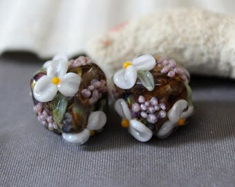 Elizabeth Creations MYSTERY GARDEN artisan lampwork matching handmade glass beads Sra