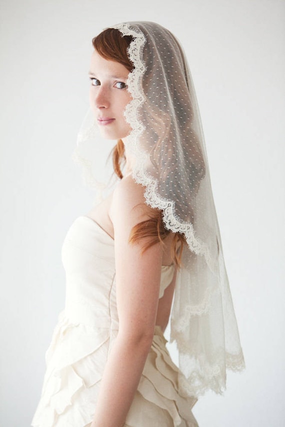 Wedding Veil, Bridal Veil, Swiss Dot Veil, Lace Mantilla Veil, Mantilla Veil, Corded Lace Veil, Ivory Veil, Dotted Veil - Lovely