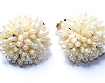Faux Pearls Cluster Vintage Clip On Earrings (c1960s) - Wedding