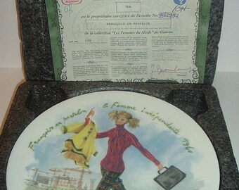 D Arceau Limoges Francoise en Pantalon la Femme Independante 1960 Fashion Women of the Century Plate w COA Box