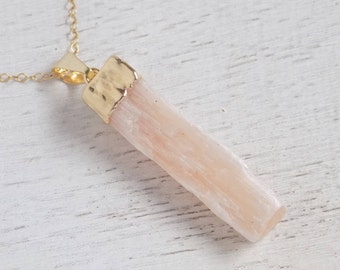 Selenite Necklace, Raw Selenite Necklace, Peach Selenite Pendant, Bohemian Necklace, Gold Layer Necklace, Boho Necklace, Gift For Mom, 9-04