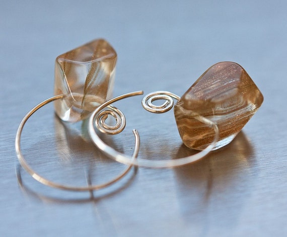http://ny-image1.etsy.com/il_570xN.178928717.jpg
