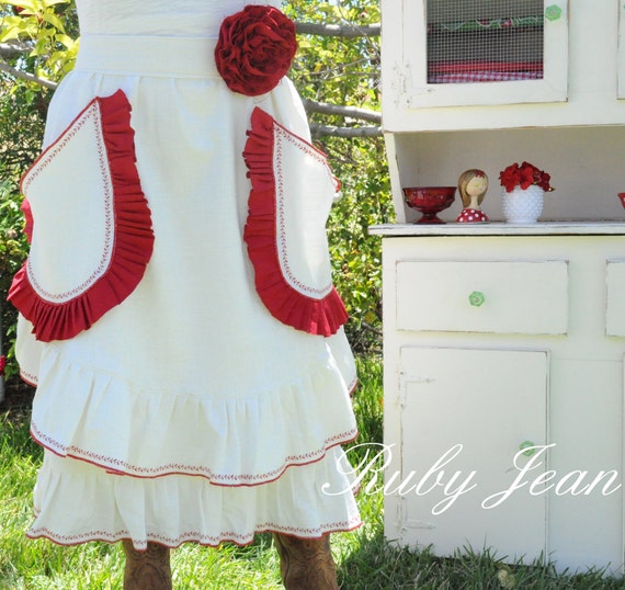 Momma's Red Ruffled Linen Farmhouse Apron