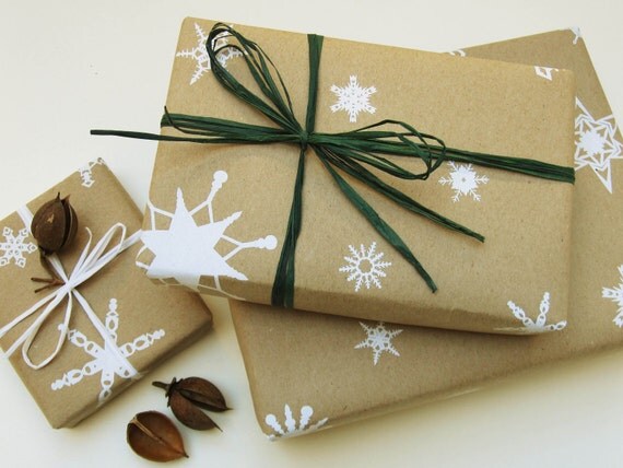 So simple, but so pretty. | Eco friendly wrapping paper, Eco friendly ...