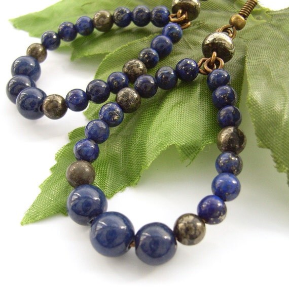 Gemstone earrings with lapis lazuli and von BlueForestJewellery