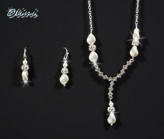 VALENTINA - Bridal Rhinestone Pearl Set - Necklace and Earrings in silver by OliniBridalJewelry
