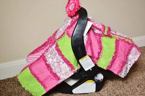 The Cozie Car Seat Blanket | Baby | YouCanMakeThis.com