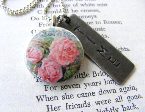 Take Time to Stop and Smell the Roses Covered von meiguidesigns