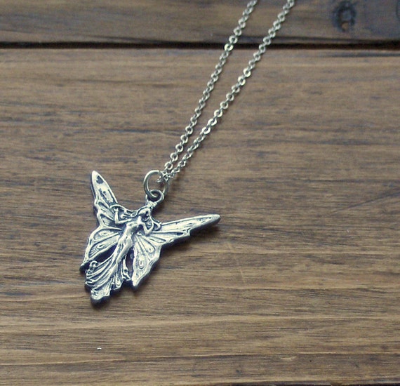 Angel Pendant Necklace von beadingshaz auf Etsy