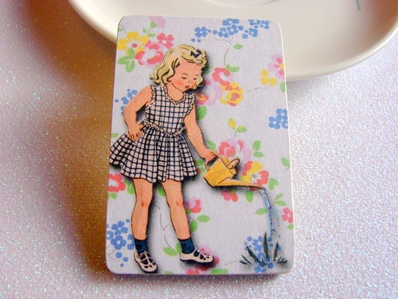 Large Wood Pin Brooch Little Girl in a Gingham von mimiandlucy